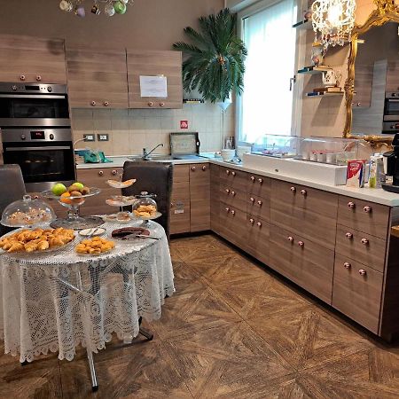 051 Room & Breakfast Bologna Ngoại thất bức ảnh