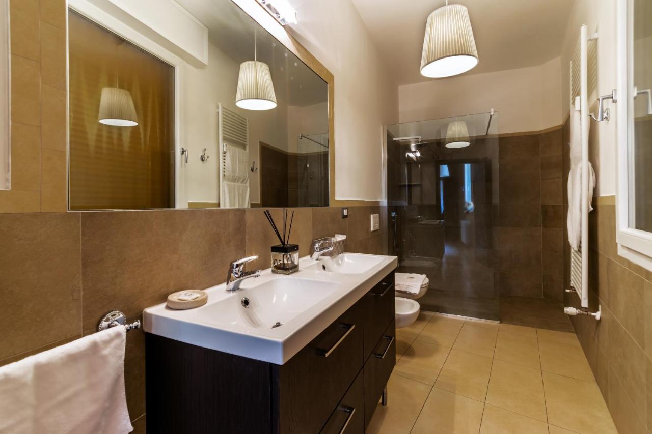 051 Room & Breakfast Bologna Ngoại thất bức ảnh