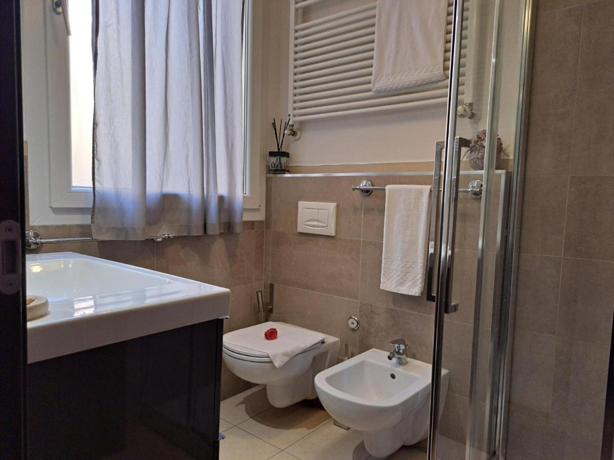 051 Room & Breakfast Bologna Ngoại thất bức ảnh